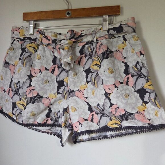 LIKE NEW LOFT FLORAL BELTED LINEN BLEND SHORTS SIZE LARGE WOMENS - Picture 1 of 16